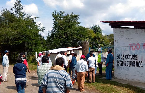 Inician electrificaciones en Huauchinango  