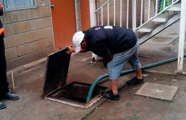 Continúan sin agua en Antorcha Obrera