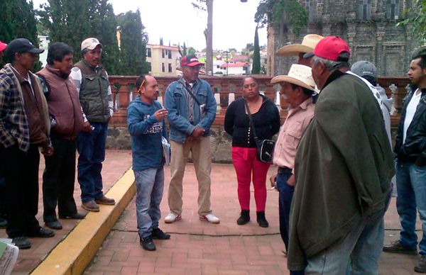 Alcalde de Jocotitlán entregará veinte toneladas de cemento a antorchistas