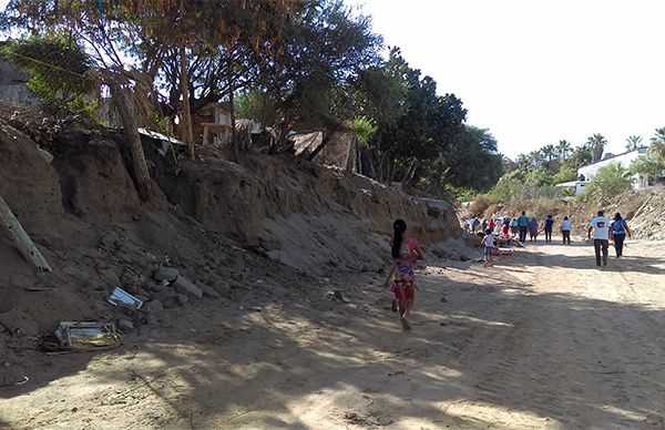 Habitantes de Arroyo El Calandrio exigen a CONAGUA arregle afectaciones