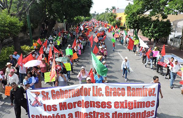 20 mil antorchistas exigen ¡solución! y no más burlas de Graco Ramírez