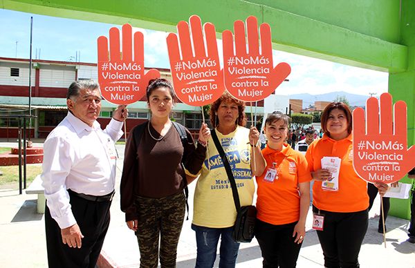 Concientizan a padres de familia sobre violencia en el hogar