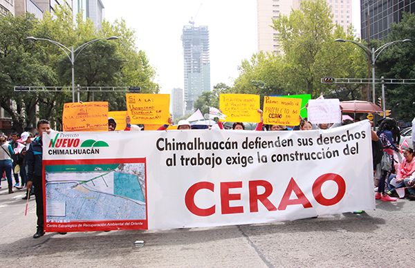 Desplegado: El gobierno perredista de la CDMX no resuelve las verdaderas demandas de los pobres