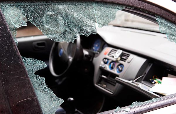  Policía local captura a sujeto por presunto robo de automóvil