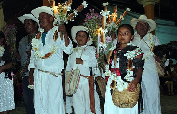  Cultura y tradición en Feria Huitzilan 2016