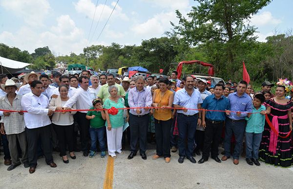 Antorcha inaugura obras de impacto social en Tantoyuca