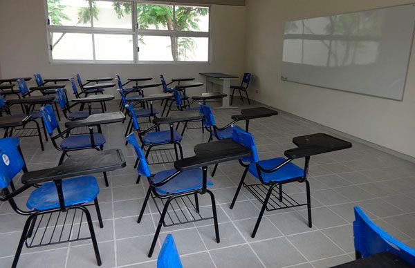 Antorcha inaugura aula educativa en El Marqués