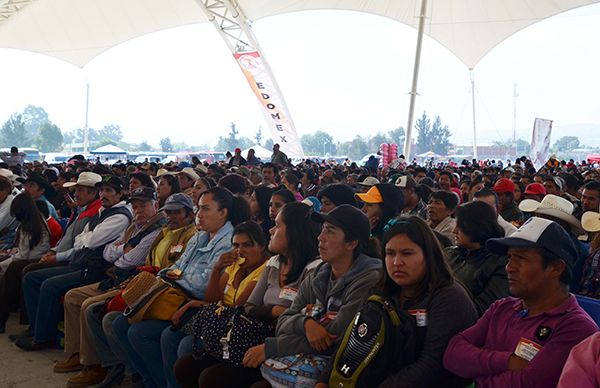 Asiste estructura antorchista de Ixtapaluca a ponencia