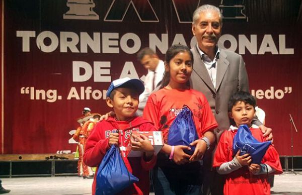 Chiapas logra 3 premios en el Encuentro Nacional de Ajedrez