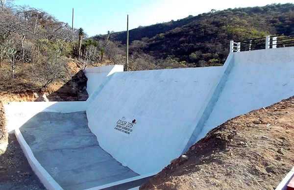   Logran construcción de presas en Tepexi de Rodríguez