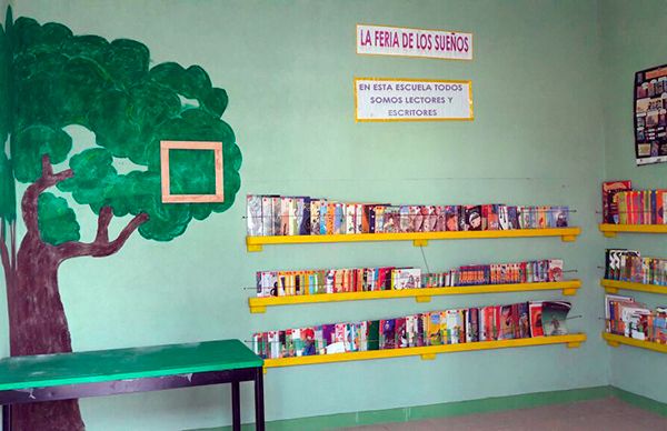  Estrenan biblioteca alumnos de preescolar en Texcoco