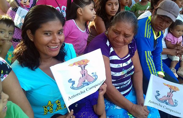  Celebran plan de crecimiento antorchista en Chucamay