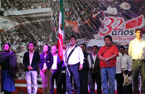  Festejan Huitzilan aniversario del inicio de la Independencia