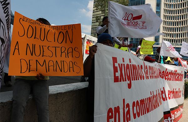 Siete días de plantón; Mancera no cumple y reprime