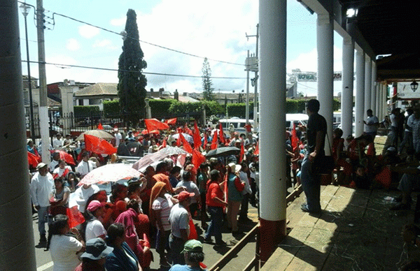 Anuncian marcha en Ario para este lunes