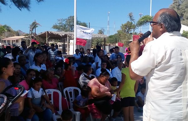 Inauguran en Puerto Libertad la plaza Los Pinos 