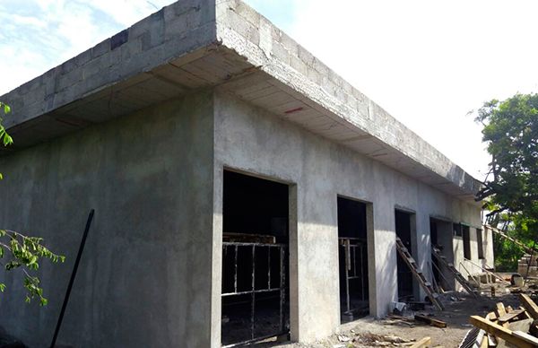  Avanza construcción de Centro Comunitario en Chigmecatitlán