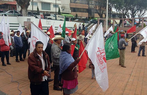 Campesinos exigen solución al munícipe de San José del Rincón 