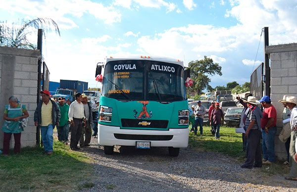  Pobladores de Coyula recuperan unidades
