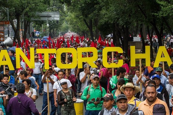 Ciudadanos marchan hoy; exigen a delegado de Xochimilco cumpla compromisos de obras y servicios