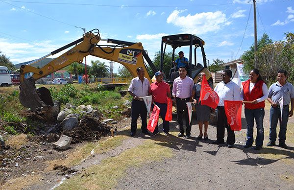 Comienzan obras por 2.3 mdp en Tepeojuma