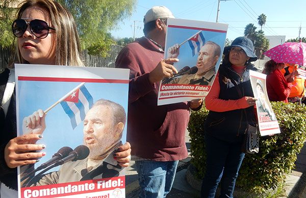  Hidrocálidos se despiden de Fidel con cadena humana