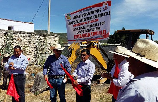 Inician obras para habitantes de Santa Cecilia Clavijero