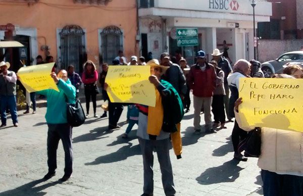 Antorchistas de Fresnillo piden   obras a Presidente Municipal y no hay atención.