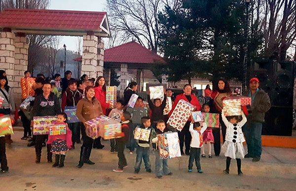 Seccional de San Juanito festeja la Navidad 