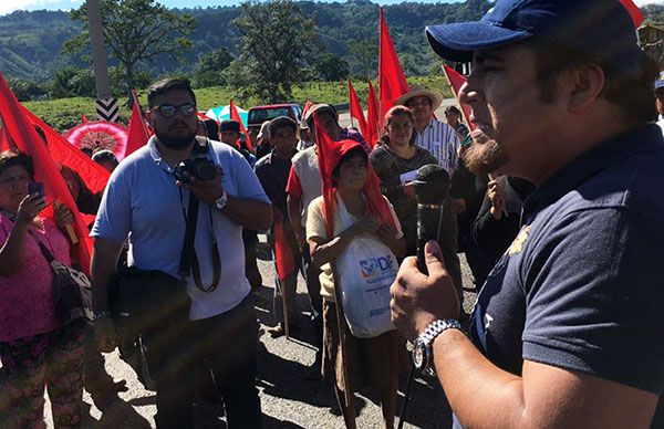 Protestan contra alcalde de Jalpan