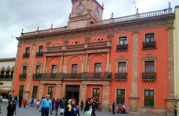 Piden apoyo a municipio de León para traslado de artistas antorchistas 