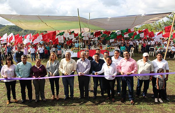 Antorcha festeja segundo aniversario de la colonia Manuel Serrano Vallejo