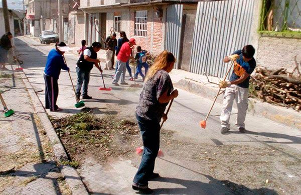 Antorcha promueve limpieza en la colonia Tlacaélel de GAM