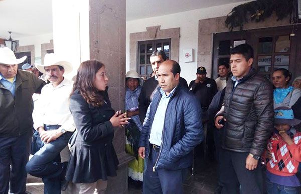   Mitin por desatención de alcalde perredista