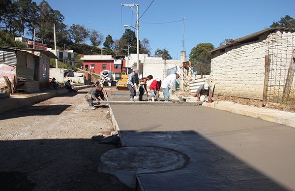 Colonia Unidad Antorchista de Xalapa avanza en infraestructura social