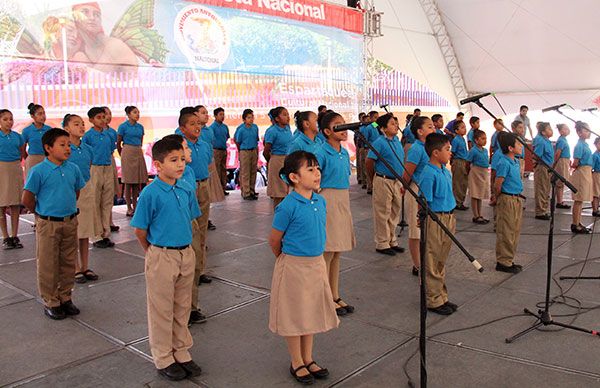 Grandes voces infantiles llenan el Foro Sol de la Espartaqueada Cultural