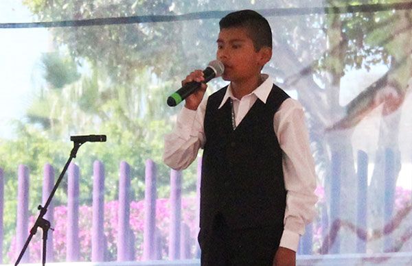  Participa Puebla con cantante de 11 años