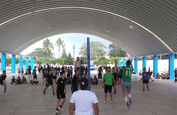 Antorcha realiza torneo relámpago de Voleibol en la zona sur de Veracruz