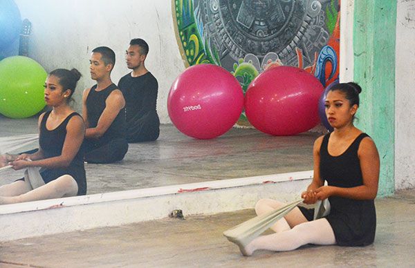 Muestran sus conocimientos estudiantes de la ESBA