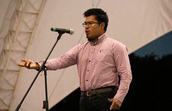 Obtiene la Cd.de México el tercer lugar en oratoria en la categoría Activista Estudiantil