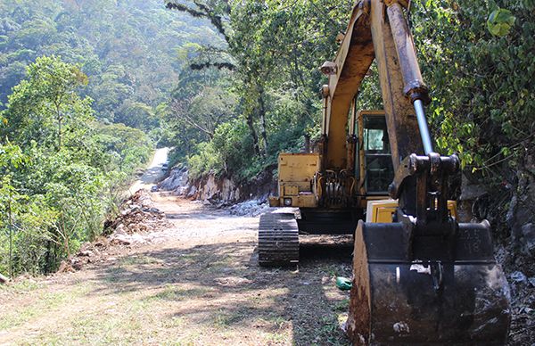 Antorcha logra pavimentación para la sierra de Zongolica