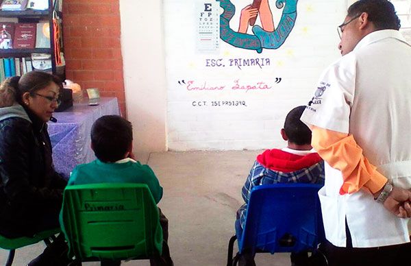 Llevan salud visual a Tecámac