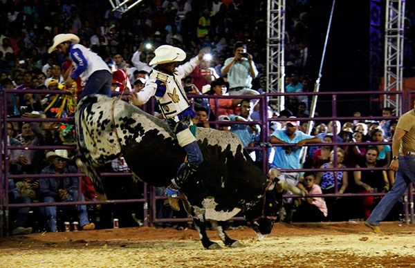  Festejan en grande Miércoles de Ceniza en Teco