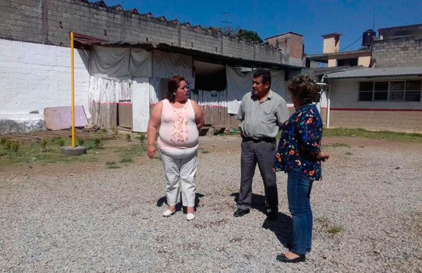 Unidad educativa pide que Antorcha encabece sus demandas