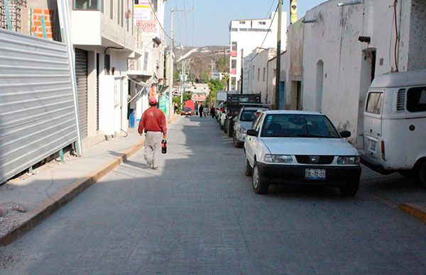 Cumplen en Tepexi con pavimentación