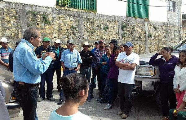 Levantan plantón en Pinal de Amoles; alcaldesa Gloria Rendón firma minuta