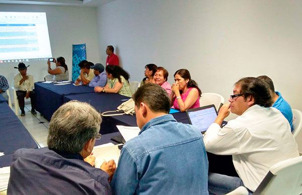 Dirigencia antorchista dialoga con autoridades de CEAGUA 