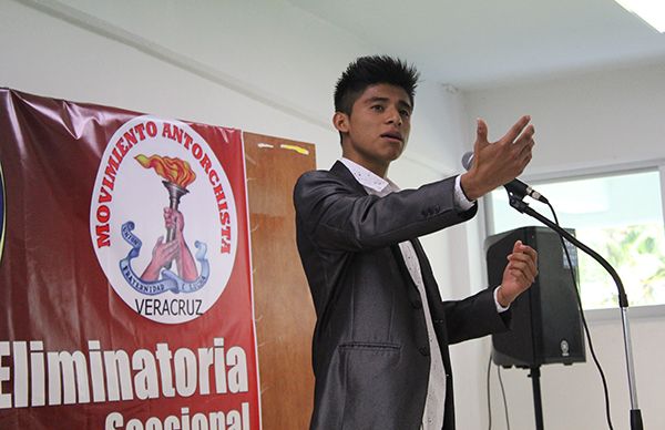 En Córdoba, Antorcha realiza eliminatoria regional de poesía