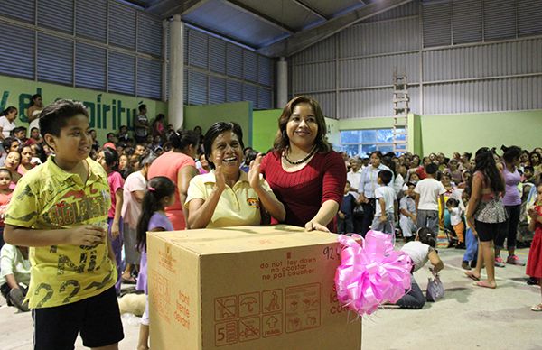 Antorcha festeja Día de las Madres en Córdoba