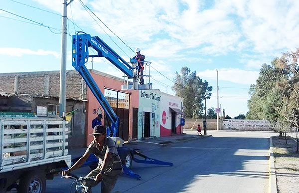 Gestionan luminarias para Luz del Carmen